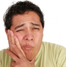 Imagine Urgente dentare versus complicatii dentare!