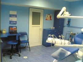 Imagine Camarasescu Dental Clinic