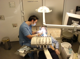 Imagine CMI DR. Raul Paraschivescu- High Class Dental Care