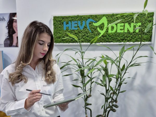 Centrul Stomatologic Hevadent poza 1
