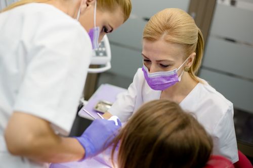 Professional Dentist poza 3