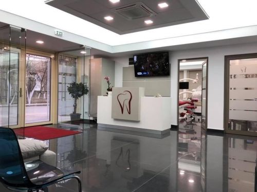 Professional Dentist poza 0