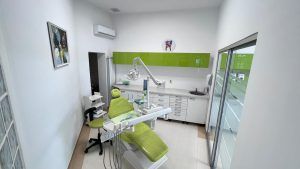 Centrul stomatologic Dr. Tudoroniu poza 1