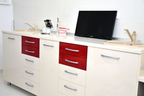 CMI Dr.Parisescu Vlad Nicolae poza 2