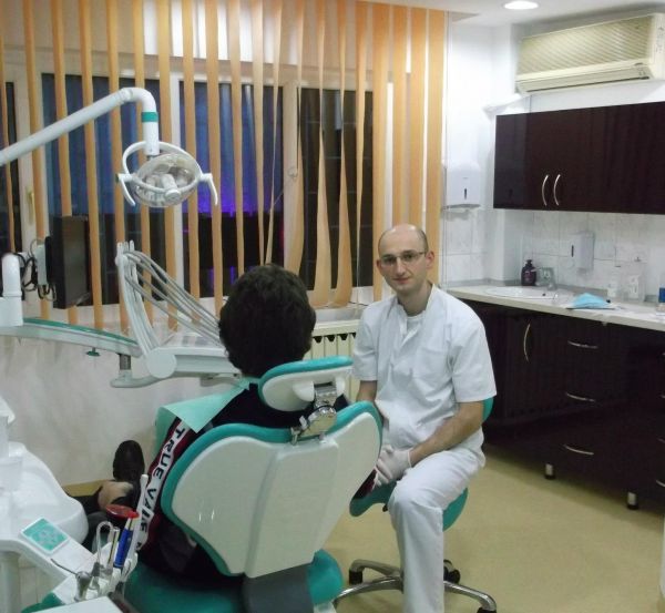Clinica Zambetului poza 2