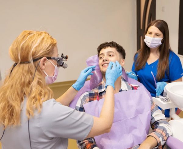 Cabinet Stomatologic - Prismatic Dent poza 9