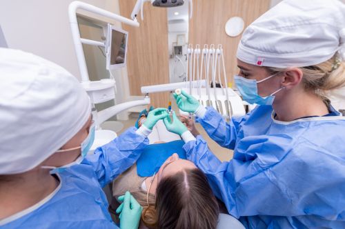 Offident Clinica Stomatologica poza 5