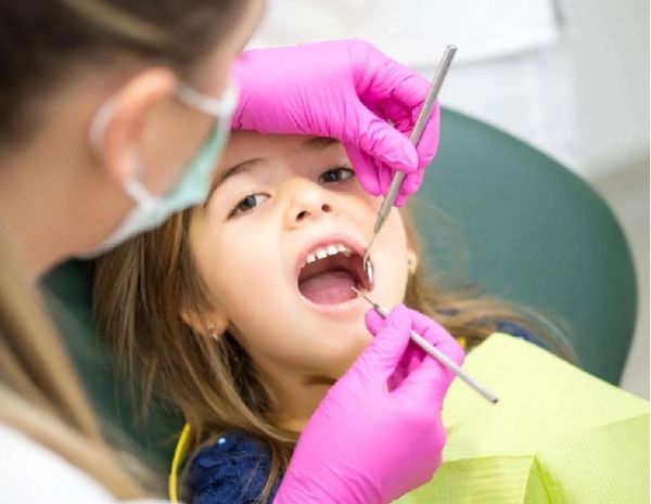 Offident Clinica Stomatologica poza 13