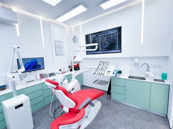 Sc Smileway Stoma Clinic poza 11