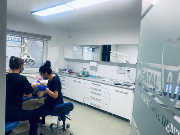 Dental Blue Constanta poza 2