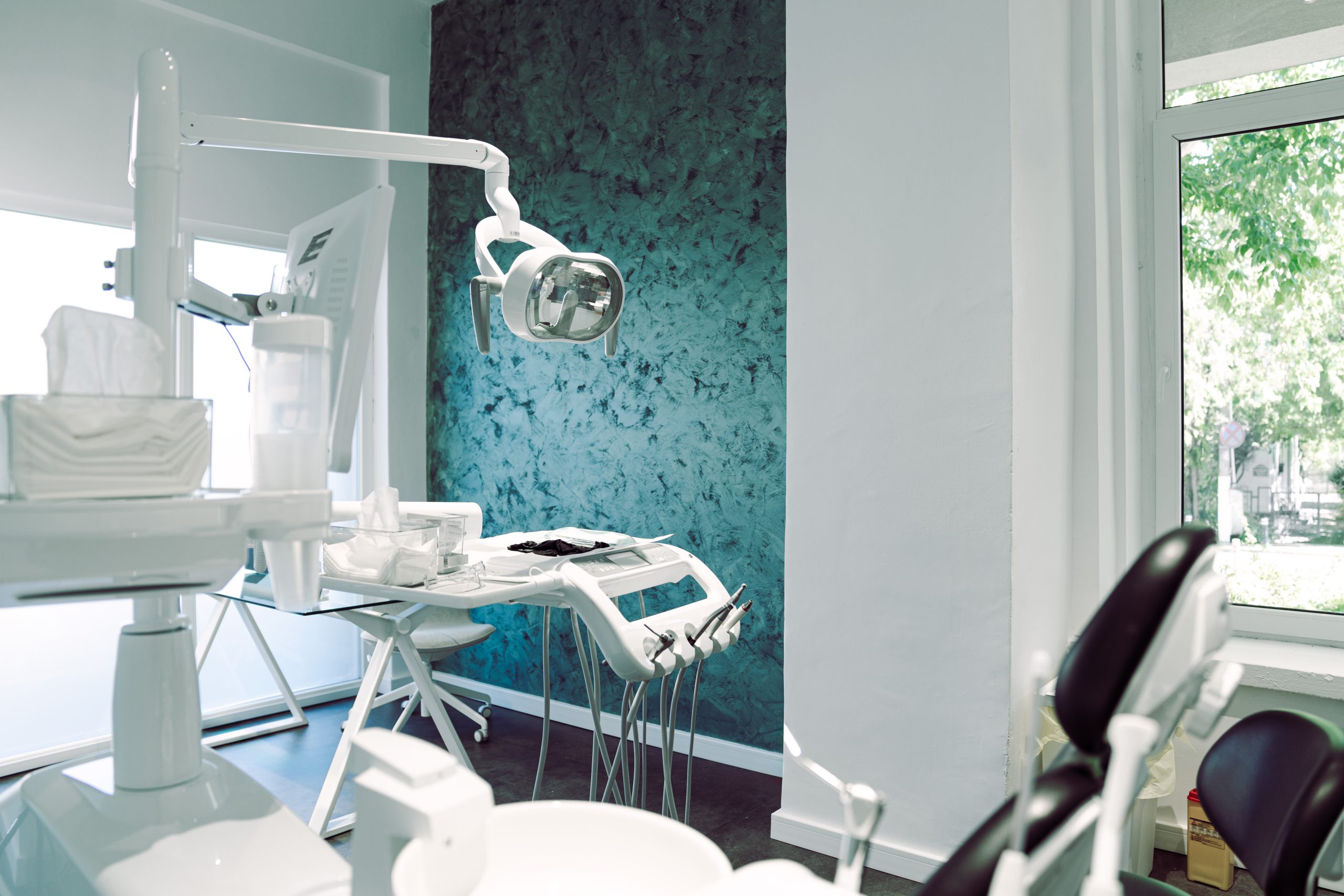 Family Dental Spa Otopeni - Implant Dentar si Dinti Ficsi poza 6