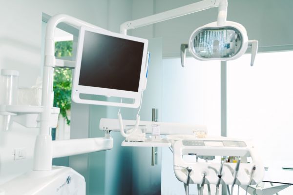Family Dental Spa Otopeni - Implant Dentar si Dinti Ficsi poza 15