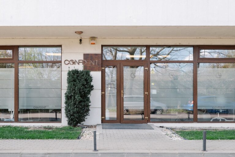 Clinica Stomatologica Confident Dr. Talpos - Implant Dentar si Dinti Ficsi Timisoara poza 4
