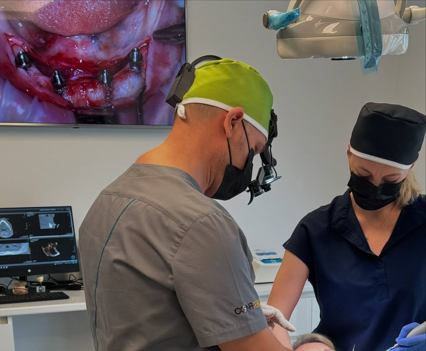Clinica Stomatologica Confident Dr. Talpos - Implant Dentar si Dinti Ficsi Timisoara poza 7