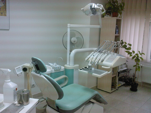 SC Dentisan M Srl poza 0