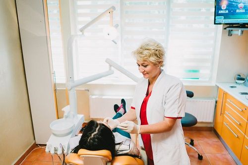 Dr Muresan Elvira poza 2