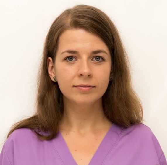 Dentist-Hasdeu-Fogaszat poza 1