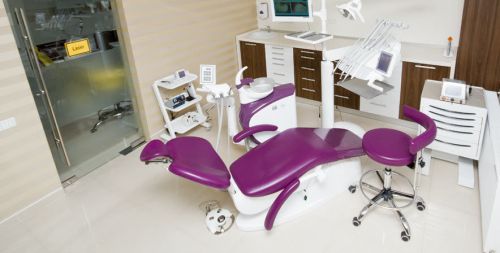 DENTESSE Clinici Dentare poza 6