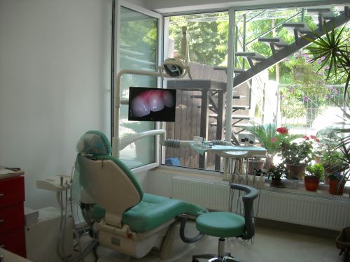 UNIDENT poza 1