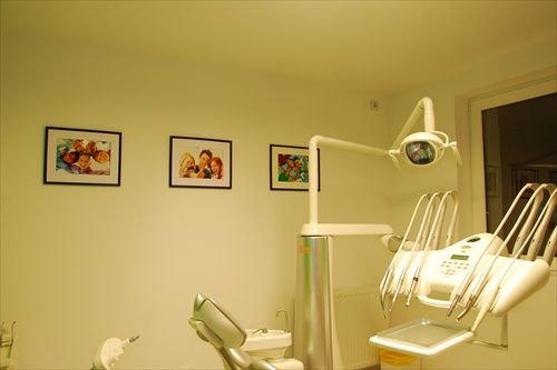 Cabinet de medicina dentara Dr. Andrei Ceclan poza 0