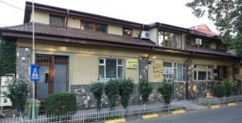 Imagine Vand/inchiriez clinica si radiologie dentara complet utilata plus imobil in Tecuci