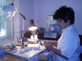 Imagine Laborator dentar sector 3 - Reparatii proteze dentare acrilice