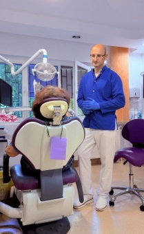 Imagine Medic specialist chirurgie dentara Dristor - Mihai Catalin Frunza
