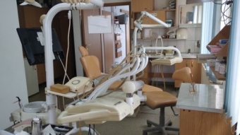 Imagine Închiriez cabinet stomatologic cu doua scaune dentare