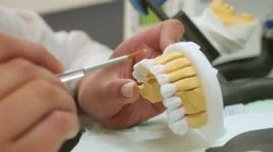 Imagine LABORATOR TEHNICA DENTARA ANGAJEAZA TEHNICIENI
