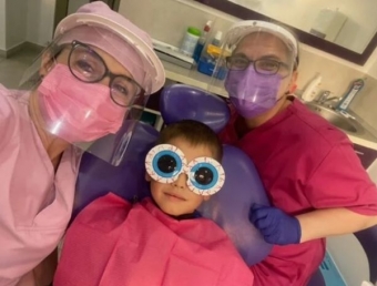 Imagine Tratamente dentare copii Galati- Dantura Clinic