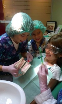 Trecerea de la dentitia temporara la cea definitiva