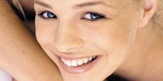 Aparat dentar pentru indreptarea dintilor          