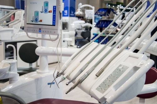 Imagine S-a �ncheiat DENTA II – evenimentul de top al industriei stomatologice a reunit 154 de companii